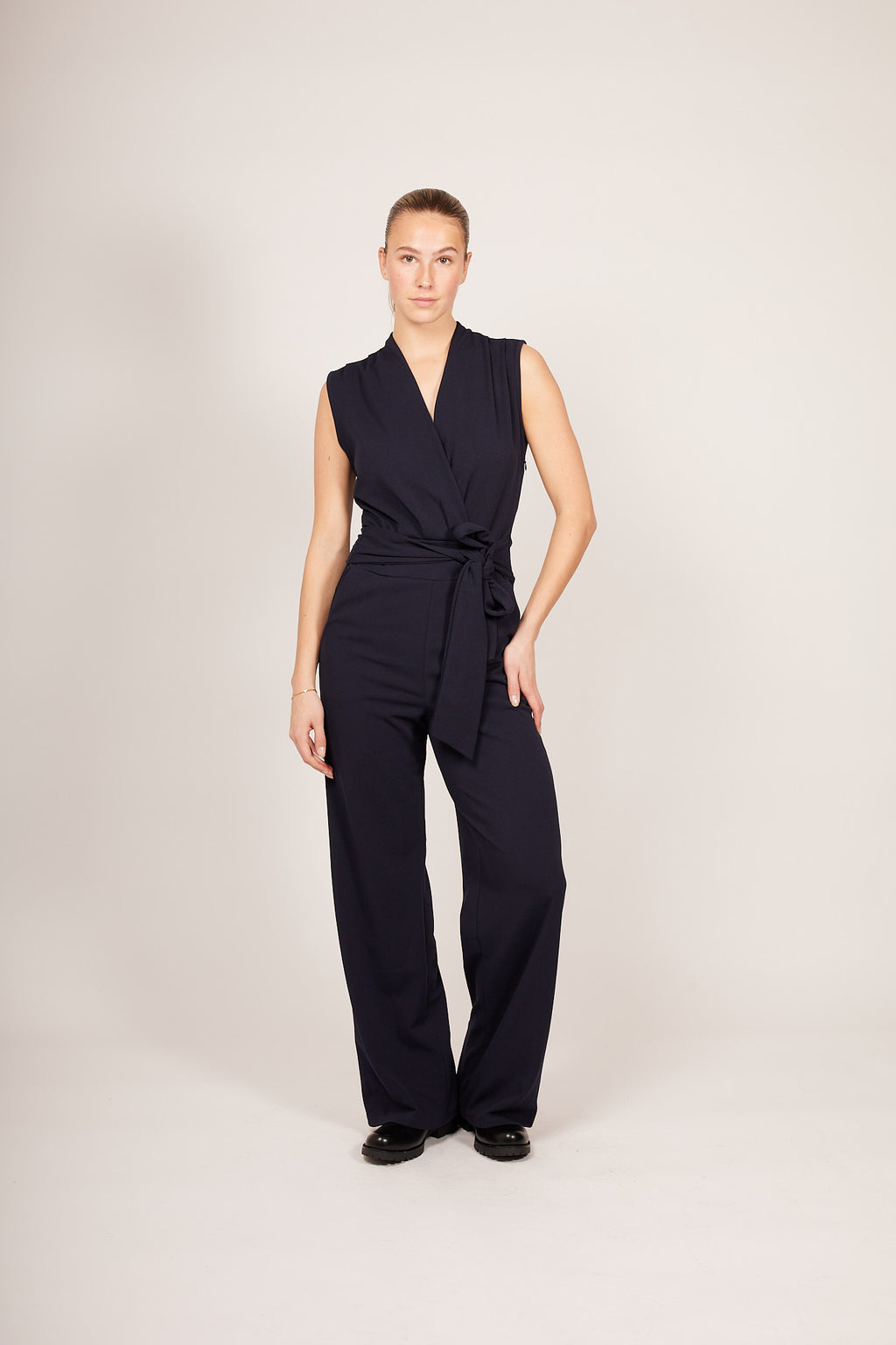 Mouwloze V-hals Jumpsuit