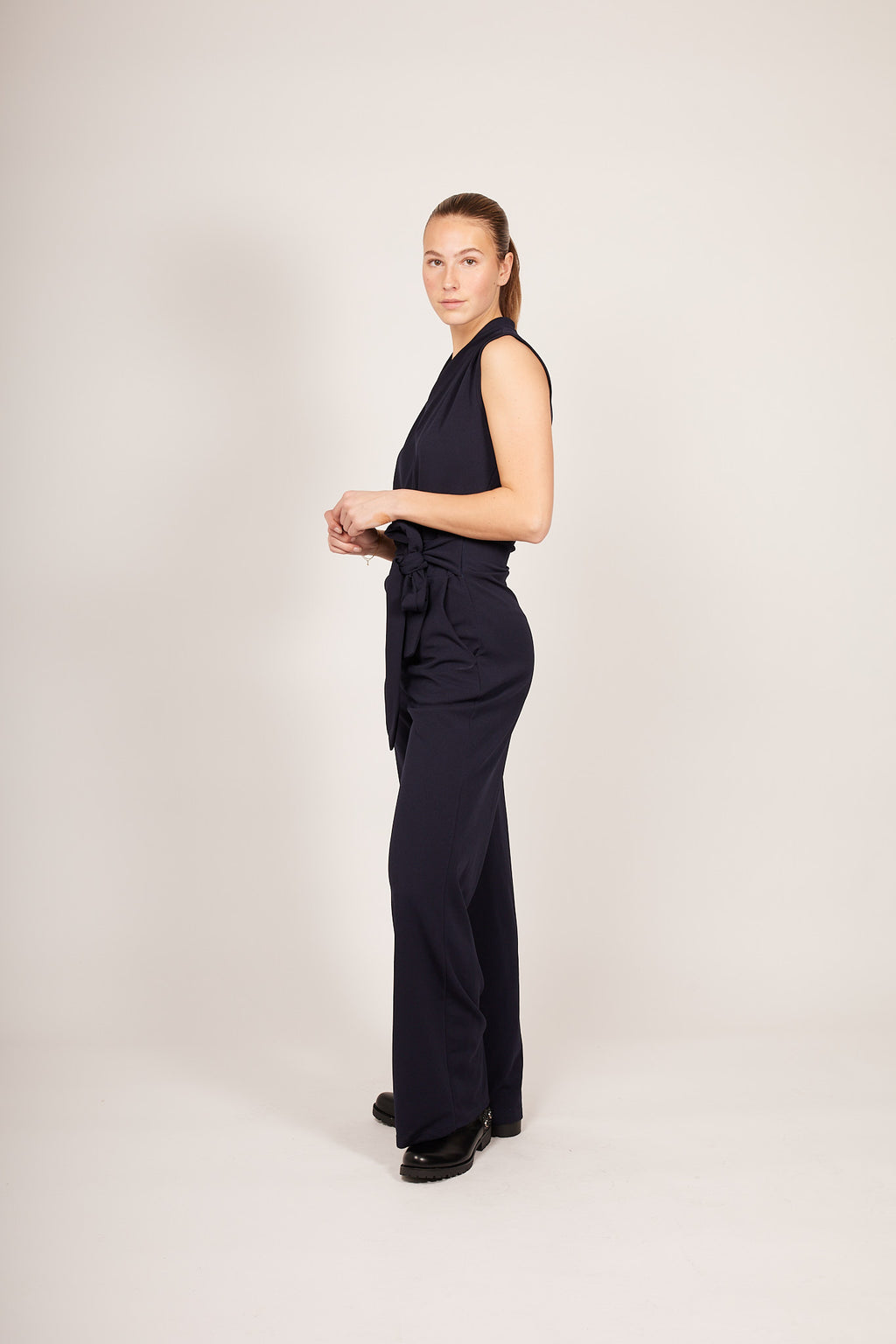 Mouwloze V-hals Jumpsuit